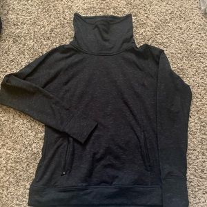 Turtle neck shirt